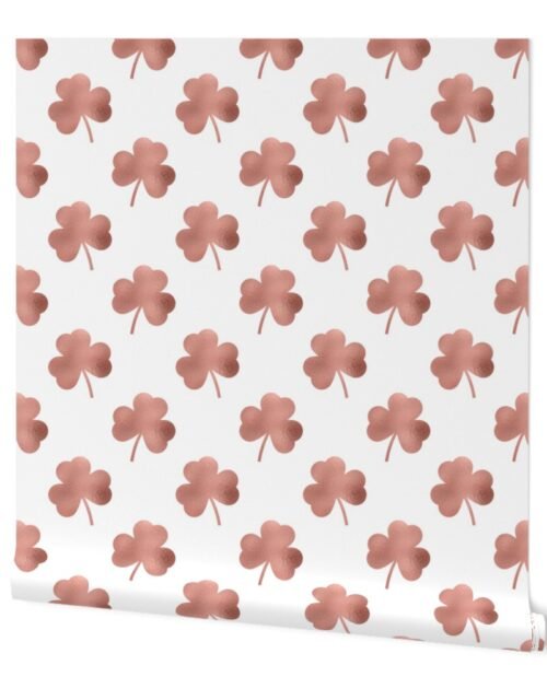 l rg clover White Wallpaper